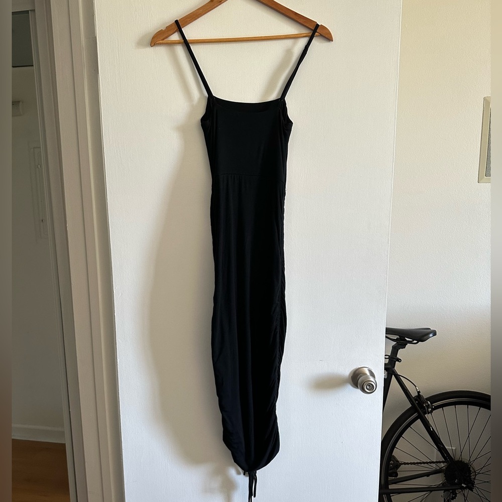 Revolve Lovers + Friends Black Ruched Bodycon Tie Side Dress Size XS EUC - Picture 5 of 10